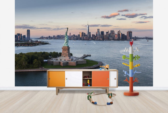 PHOTOWALL / Aerial View of Statue of Liberty (e40331)