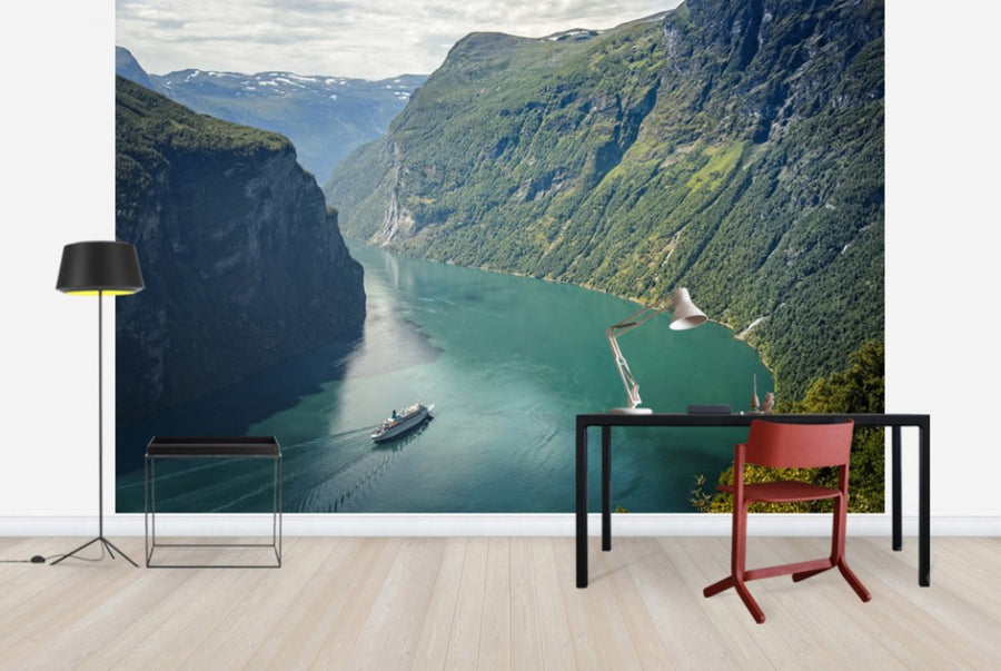 PHOTOWALL / Green Water of Geirangerfjord, Norway (e29913)