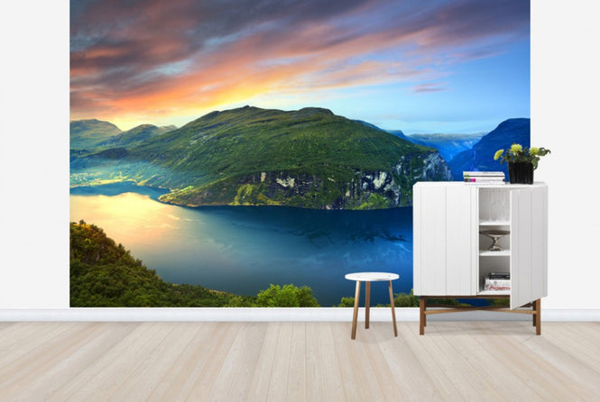 PHOTOWALL / Magical Light over Geirangerfjord, Norway (e29922)