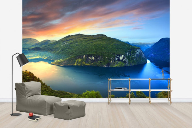 PHOTOWALL / Magical Light over Geirangerfjord, Norway (e29922)