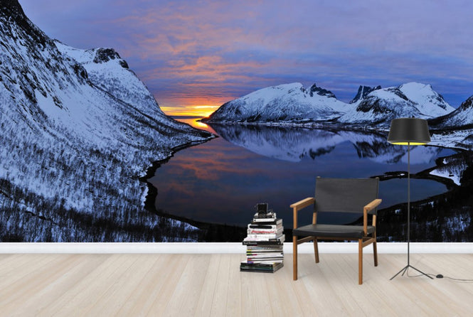 PHOTOWALL / Golden Sunset over Troms, Norway (e29931)