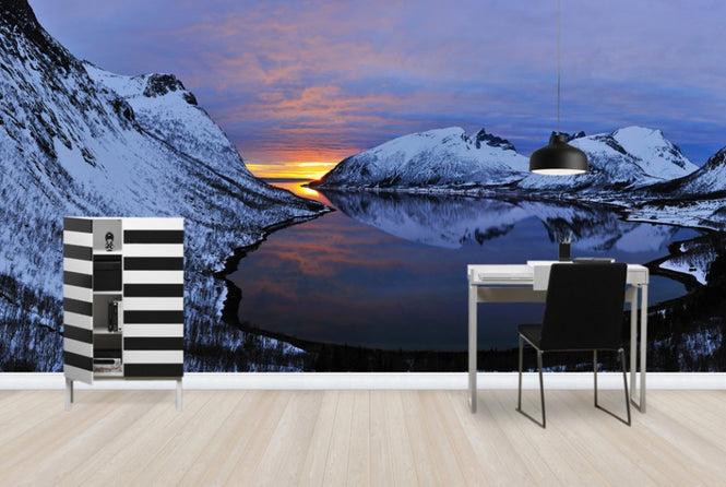 PHOTOWALL / Golden Sunset over Troms, Norway (e29931)