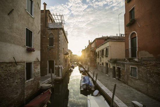 PHOTOWALL / Gondola in Venice (e29977)