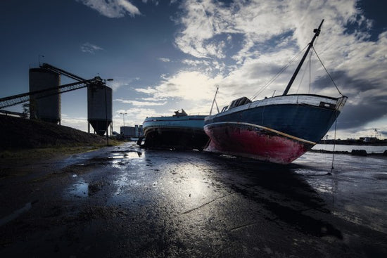 PHOTOWALL / Stranded Boats in Malmo, Sweden (e40480)