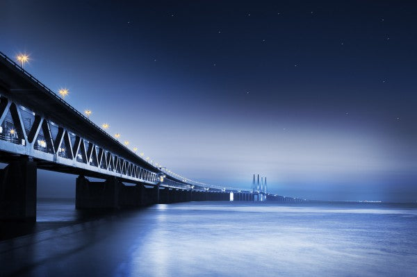 PHOTOWALL / Oresund Bridge at Night (e40579)