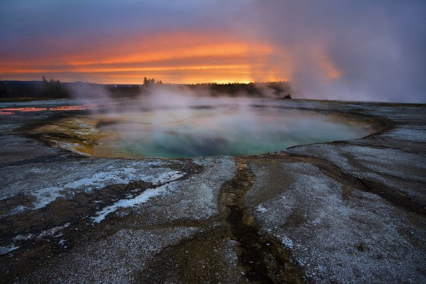 PHOTOWALL / Turquoise Hotsprings at Sunset, Yellowstone National Park (e31139)