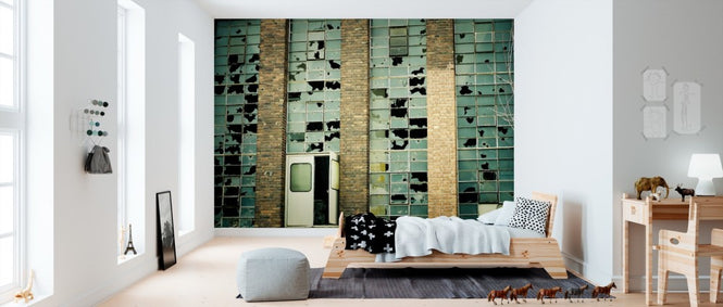 PHOTOWALL / Broken Factory Glasses (e310148)