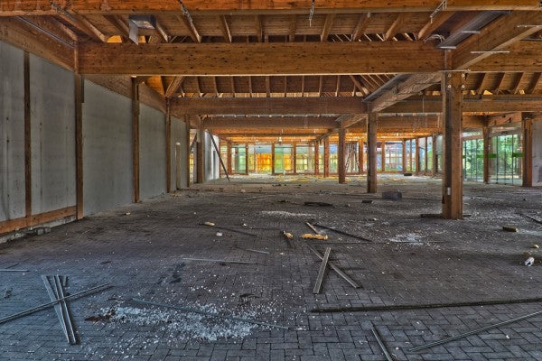 PHOTOWALL / Destroyed Building (e310156)