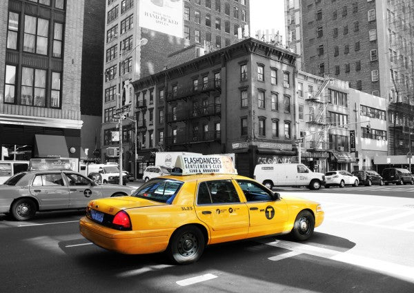 PHOTOWALL / Taxi in the Street (e310628)