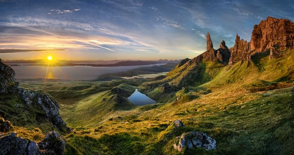 PHOTOWALL / The Old Man of Storr (e311014)
