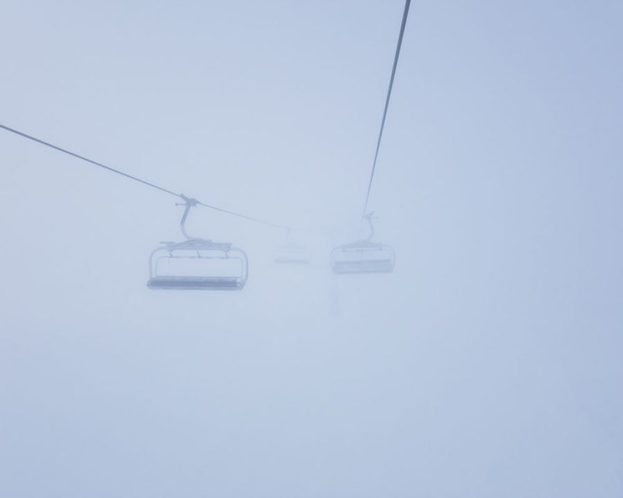 PHOTOWALL / Ski Lift in Fog (e313030)