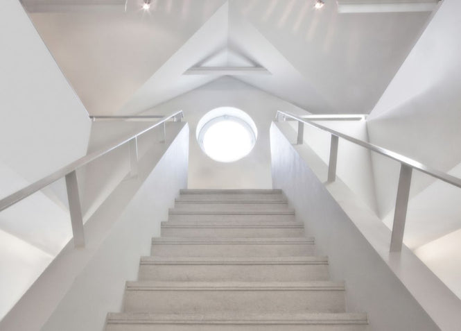 PHOTOWALL / High-key Staircase (e313094)