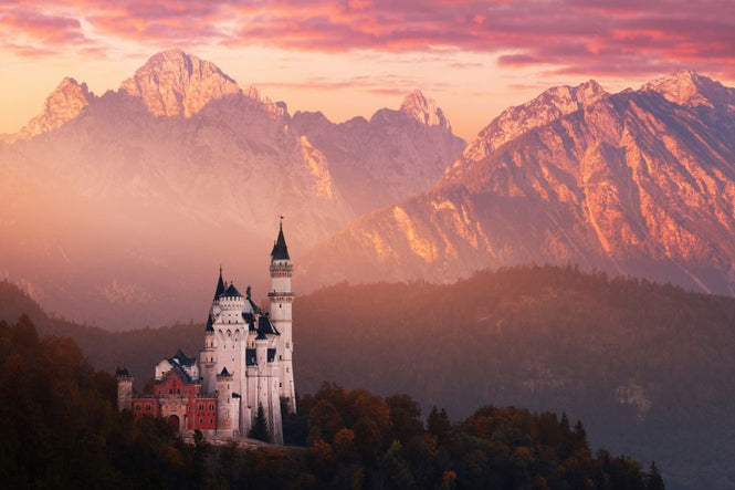 PHOTOWALL / Red Morning Above the Castle (e313123)