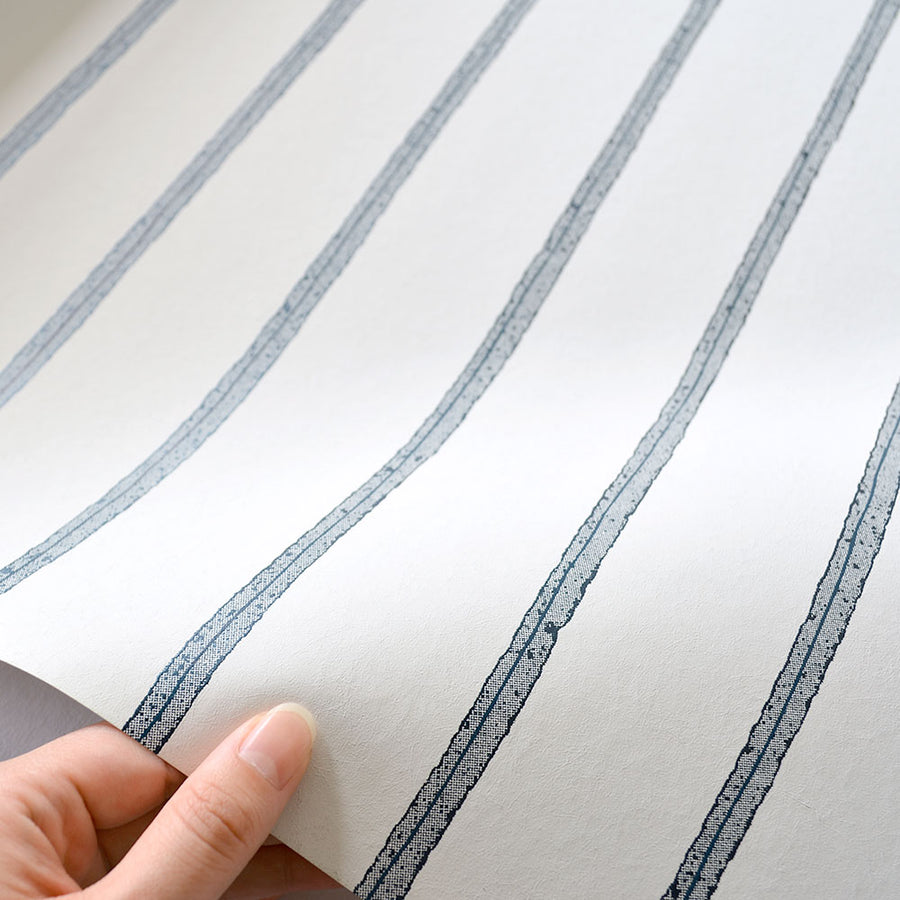 Fiona wall design / Blurred Stripes 580441