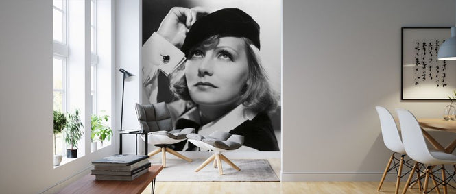 PHOTOWALL / Greta Garbo in As You Desire Me (e314750)