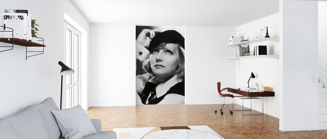 PHOTOWALL / Greta Garbo in As You Desire Me (e314750)