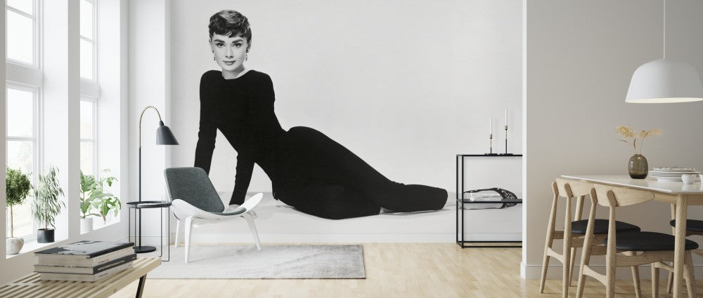 PHOTOWALL / Audrey Hepburn in Sabrina (e314863) | 輸入壁紙専門店