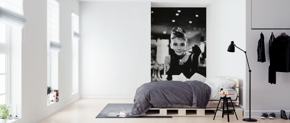 PHOTOWALL / Audrey Hepburn in Breakfast at Tiffanys (e314895