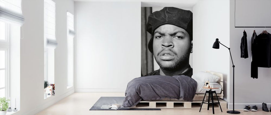 PHOTOWALL / Ice Cube in Trespass (e314912)