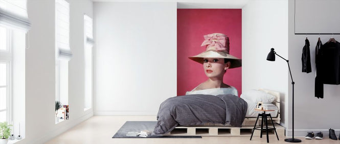 PHOTOWALL / Audrey Hepburn in Funny Face (e314927)