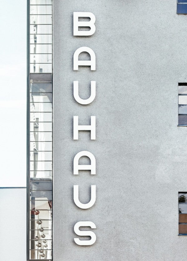 PHOTOWALL / Bauhaus Building Font (e314605)