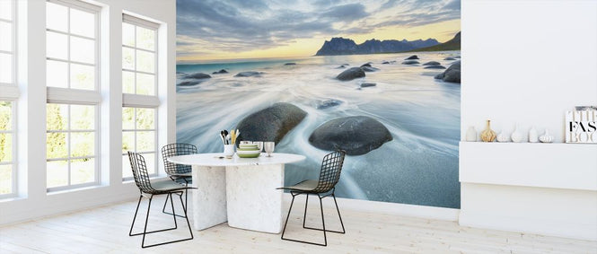 PHOTOWALL / Uttakleiv Beach (e315930)