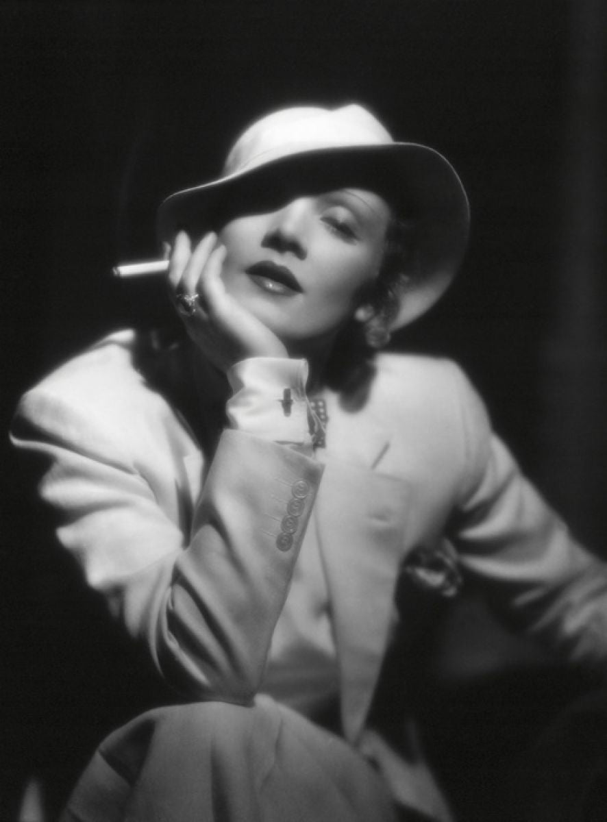 PHOTOWALL / Devils is a Woman - Marlene Dietrich (e316903) | 輸入 