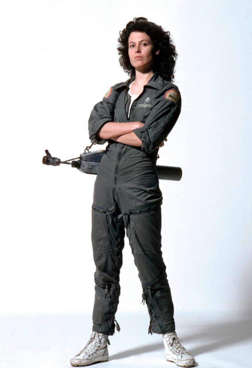 PHOTOWALL / Alien Jumpsuit - Sigourney Weaver (e317194) | 輸入壁紙