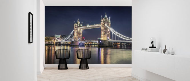 PHOTOWALL / Night at the Tower Bridge (e317784)
