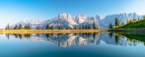 PHOTOWALL / Mountain Range Reflection (e317957)