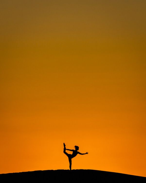 PHOTOWALL / Desert Dancer III (e321800)