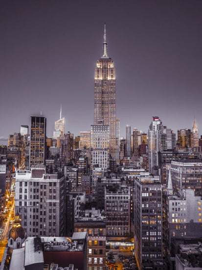 PHOTOWALL / Illuminated New York - Violet (e321059)