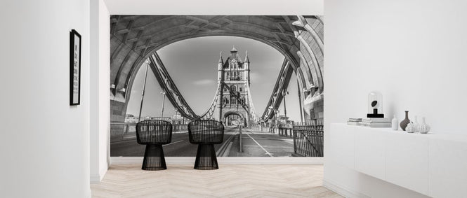 PHOTOWALL / On top of Tower Bridge (e321095)