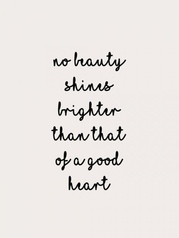 PHOTOWALL / No Beauty Shines Brighter than That (e323486)