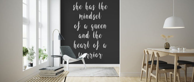 PHOTOWALL / She has the Mindset of a Queen (e323534)
