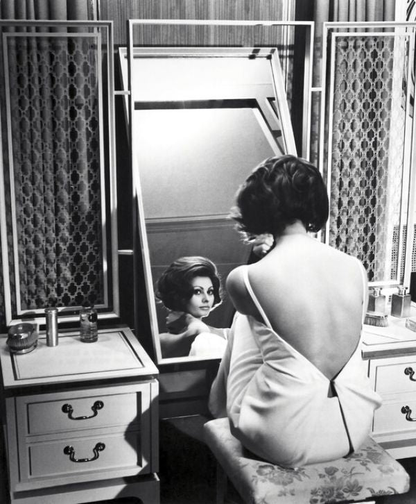 PHOTOWALL / Countess from Hong Kong - Sophia Loren (e326141)