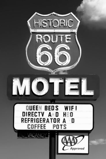 PHOTOWALL / Black Arizona - Historic Route 66 Motel (e328624)