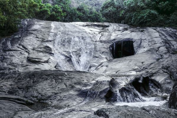 PHOTOWALL / Rocky Outcrop (e331518)