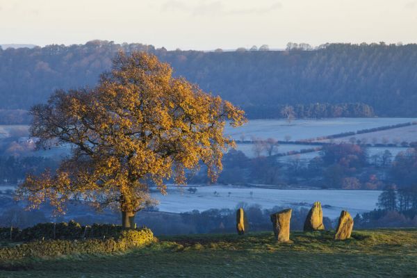 PHOTOWALL / Nine Stone Circle (e332063)
