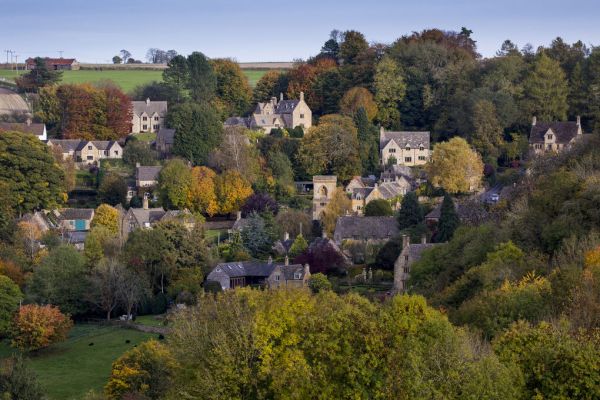 PHOTOWALL / Autumn View of Snowshill (e332106)