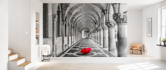 PHOTOWALL / Umbrella in Doge&#039;s Palace Archway Venice Italy (e334031)