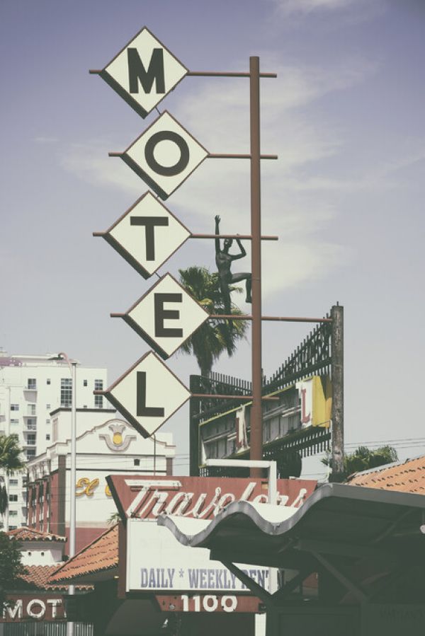PHOTOWALL / Retro Vegas Motel (e334234)