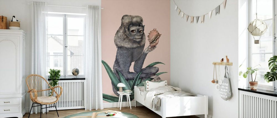 PHOTOWALL / Monkey Queen with Precious Shell - Plain Pink (e84093)