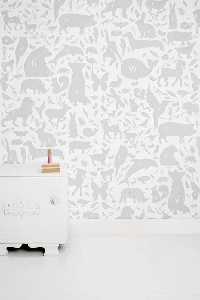 KEK Amsterdam / KIDS / WALLPAPER ABC ANIMALS LIGHT GREY WP-045
