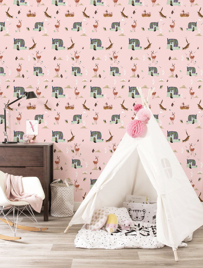 KEK Amsterdam / FIEP WESTENDORP / WALLPAPER FOREST ANIMALS PINK WP-100