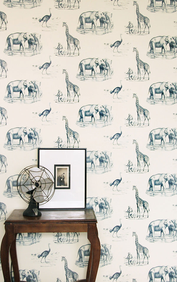 ※色違いの商品です