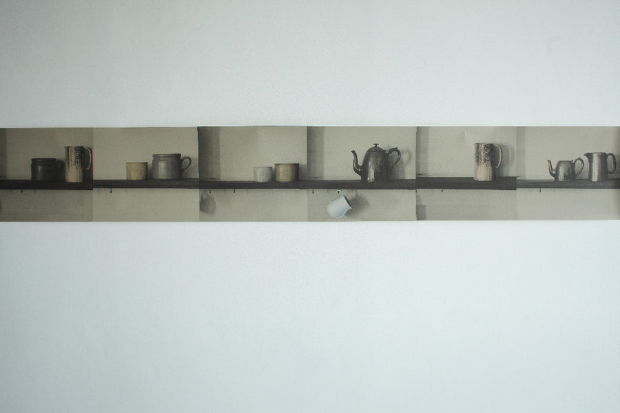 Deborah Bowness / The Standard Collection / Bric-a-Brac Shelf Border / grey