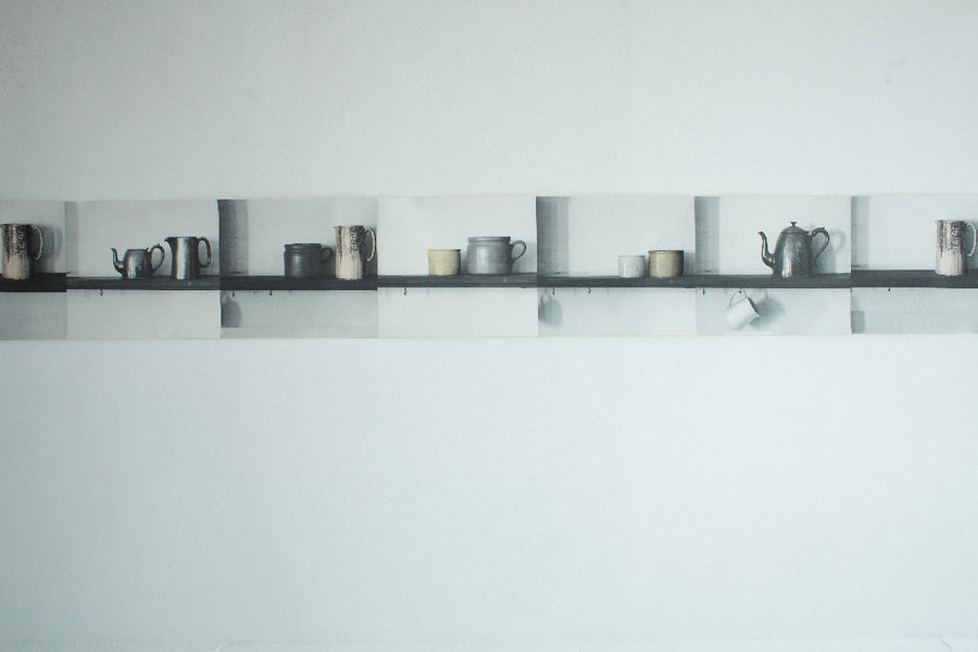 Deborah Bowness / The Standard Collection / Bric-a-Brac Shelf Border / white