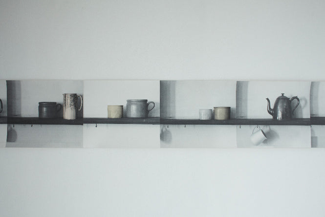 Deborah Bowness / The Standard Collection / Bric-a-Brac Shelf Border / white