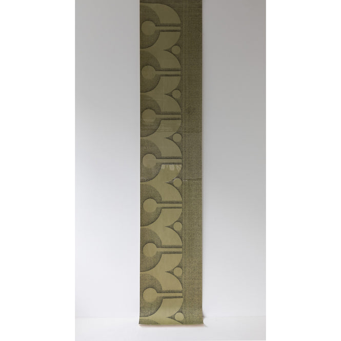 Deborah Bowness / HEIRLOOM / Cylindrical wallpaper Lakeland green